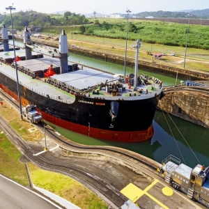 巴拿马运河宣布实施航运限制，海运费应声而涨